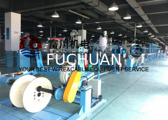 PVC 내미는 자동적인 철사 생산 라인을 위한 Fuchuan 케이블 철사 밀어남 기계
