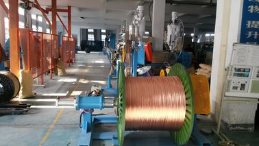 케이블 구리 와이어 진압 기계 자동차 PVC / PP / PE 와이어를 위한 라인