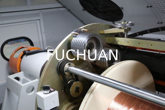 탄탄한 이중 트위스트 펀칭 장치, 간편한 케이블 펀칭 작업을 위한 통합 및 유지보수를 특징으로 한다