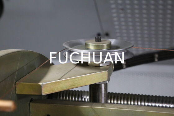 듀플 트위스트 펀칭 머신 탄소 섬유 활과 정밀 트래버스를 사용하여 내구성있는 와이어 스트랜딩을 위해 설계되었습니다.